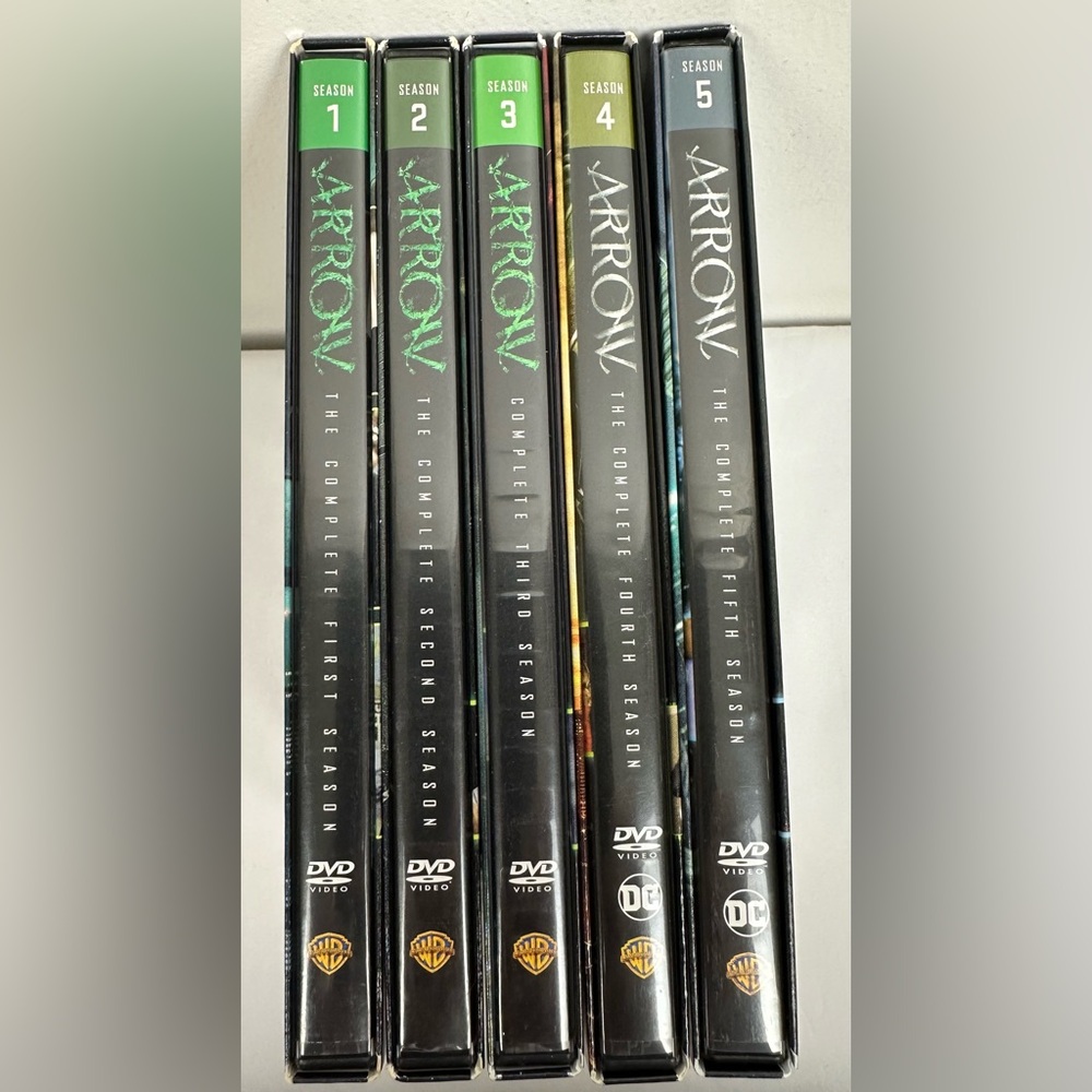 Arrow – Seasons 1-5 Complete DVD Collection (Pre-Owned, Reg 1, Great Condition)